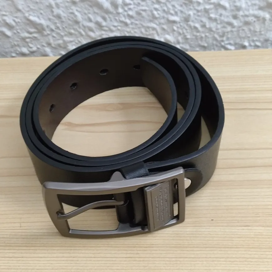 MIDNIGHT SOVEREIGN™ – Black Buckle Genuine Leather Belt photo review