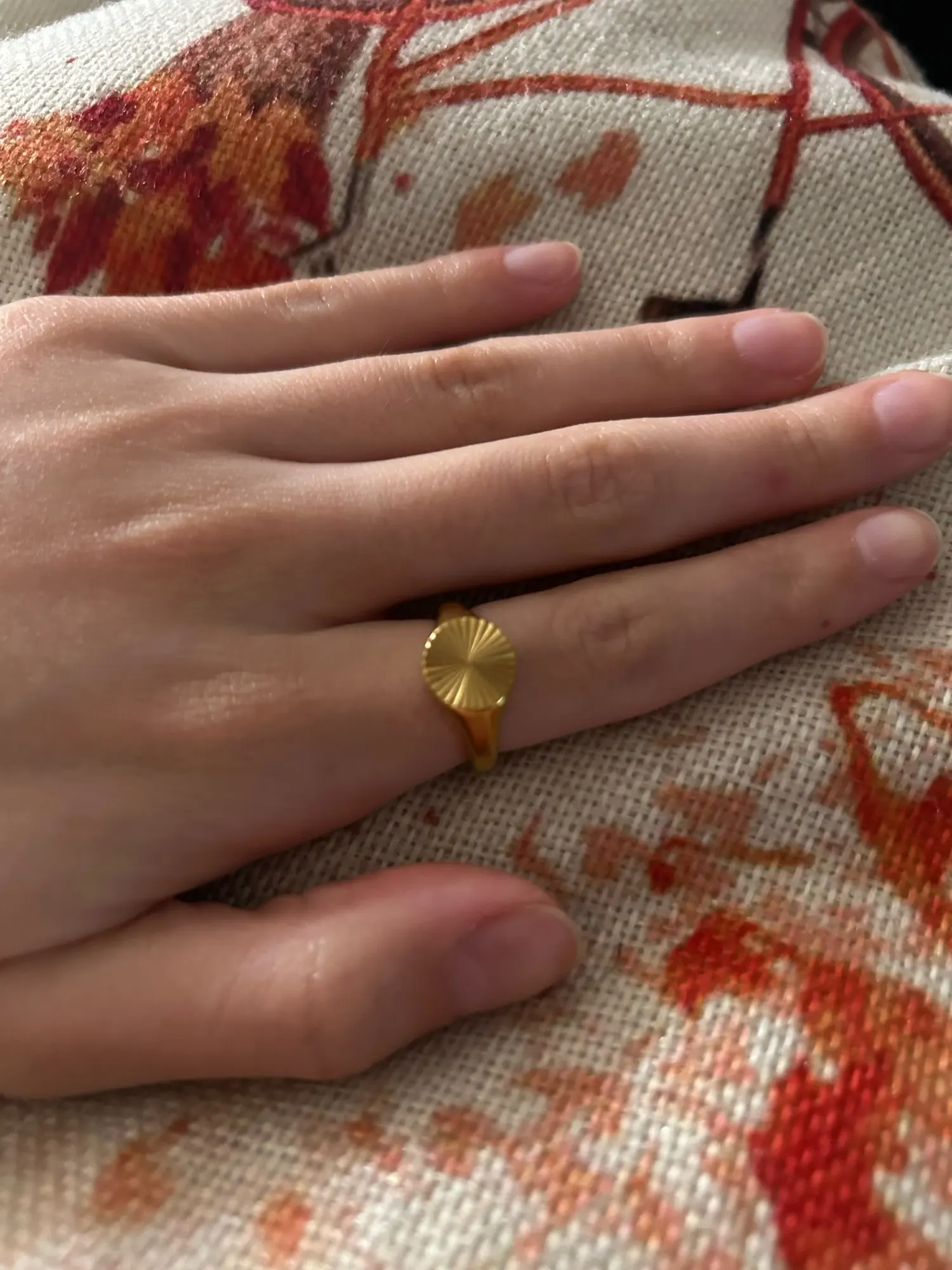 SUNIBI Stainless Steel Rings for Women Gold Color Do Not Fade Wave Rays Texture Signet Dainty Ladies Ring Jewelry Wholesale photo review