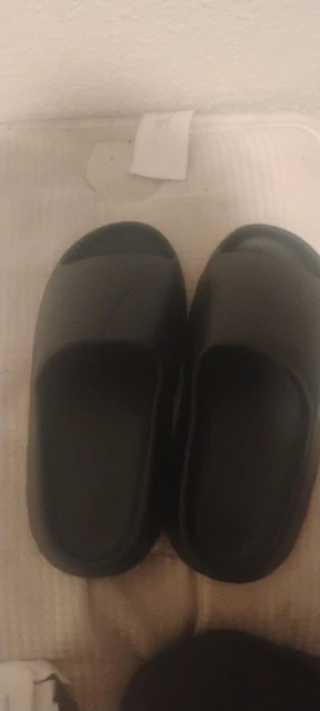 Sandales d'été pour homme – Pantoufles légères, confortables, antidérapantes, style décontracté photo review