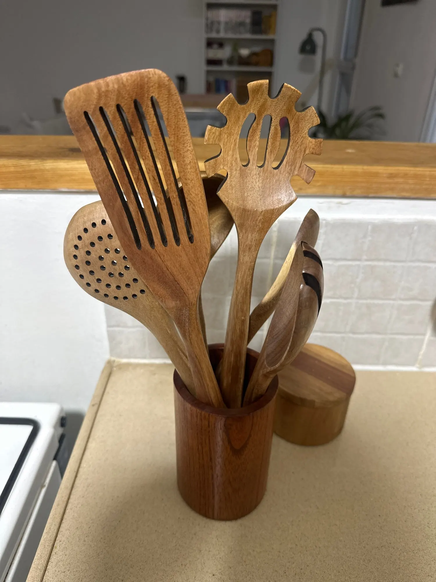 7-Pcs Teak Wood Utensil Set photo review