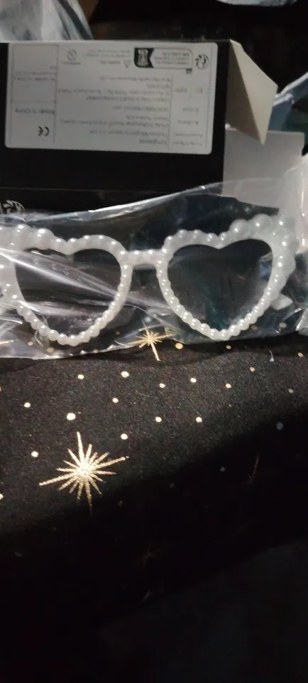 Heart-Shaped Pearl Inlaid Sunglasses photo review