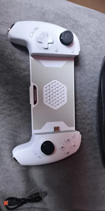 HNAB01 Stretch Mobile Game Controller for Android, iOS, PC, PS, Switch(Type C + BT) - White photo review