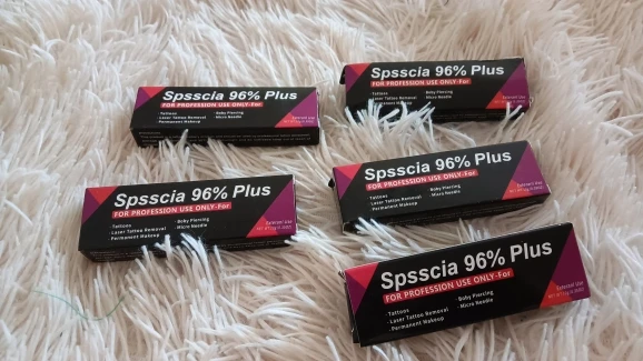 Crème anesthésiante Spsscia 96% avant Microblading/Maquillage Permanent/Épilation photo review