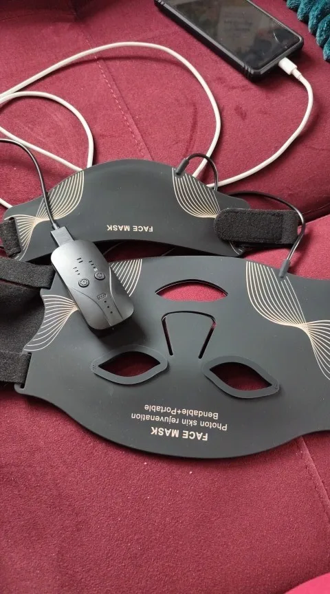 ESSENVY LumaMask LED Skin Mask + FREE Neck Mask ($169 Value)