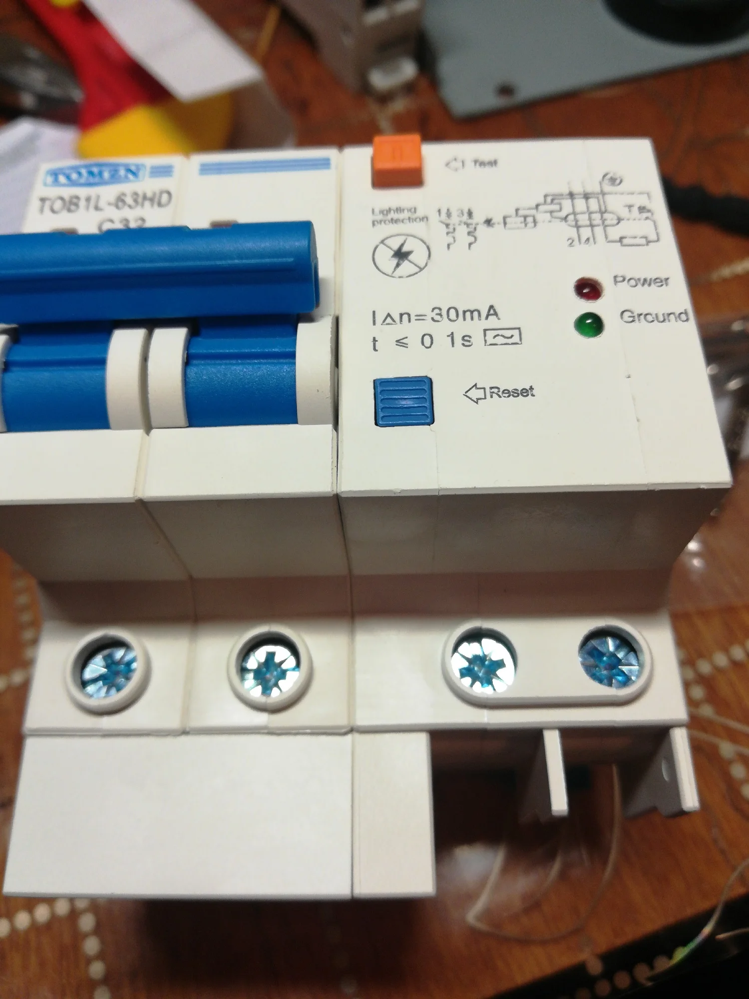 Main circuit breaker lightning protection RCBO SPD MCB residual current circuit breaker photo review