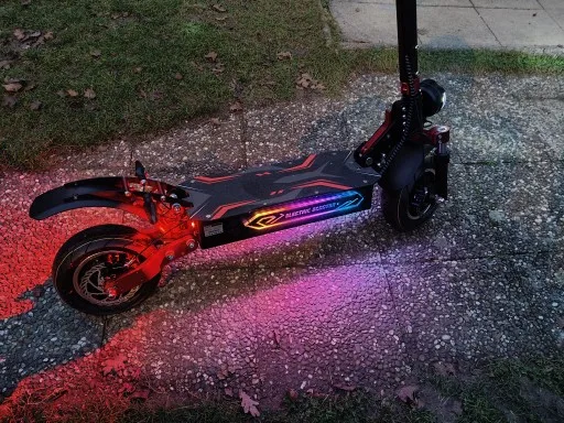 BOYUEDA Q7 Pro Max Smart Bluetooth Display City E-Scooter Foldable