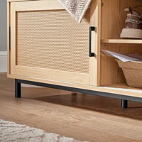 Shoe bench with seat plank with sliding doors