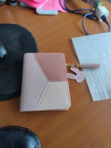 Women's PU Leather Wallet photo review