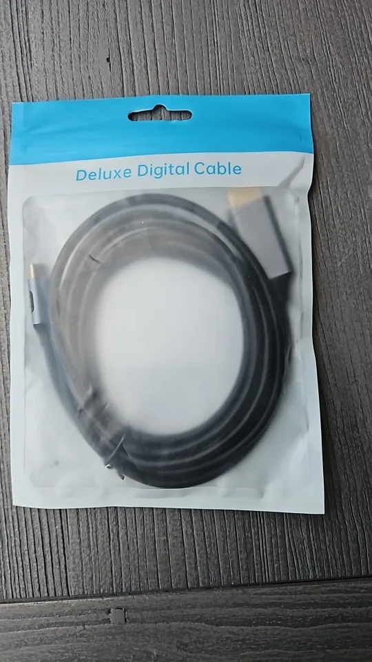 Type C to HDMI Adapter 4K 60Hz USB C to HDMI Cable photo review
