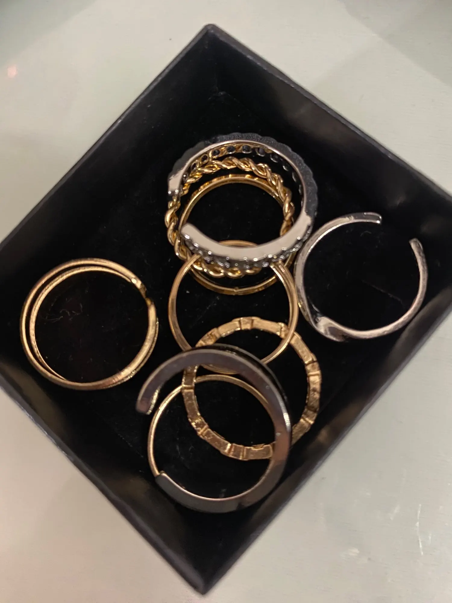 7pcs Fashion Jewelry Rings Set Hot Selling Metal Hollow Round Opening Women Finger Ring for Girl Lady Party Wedding Gifts photo review