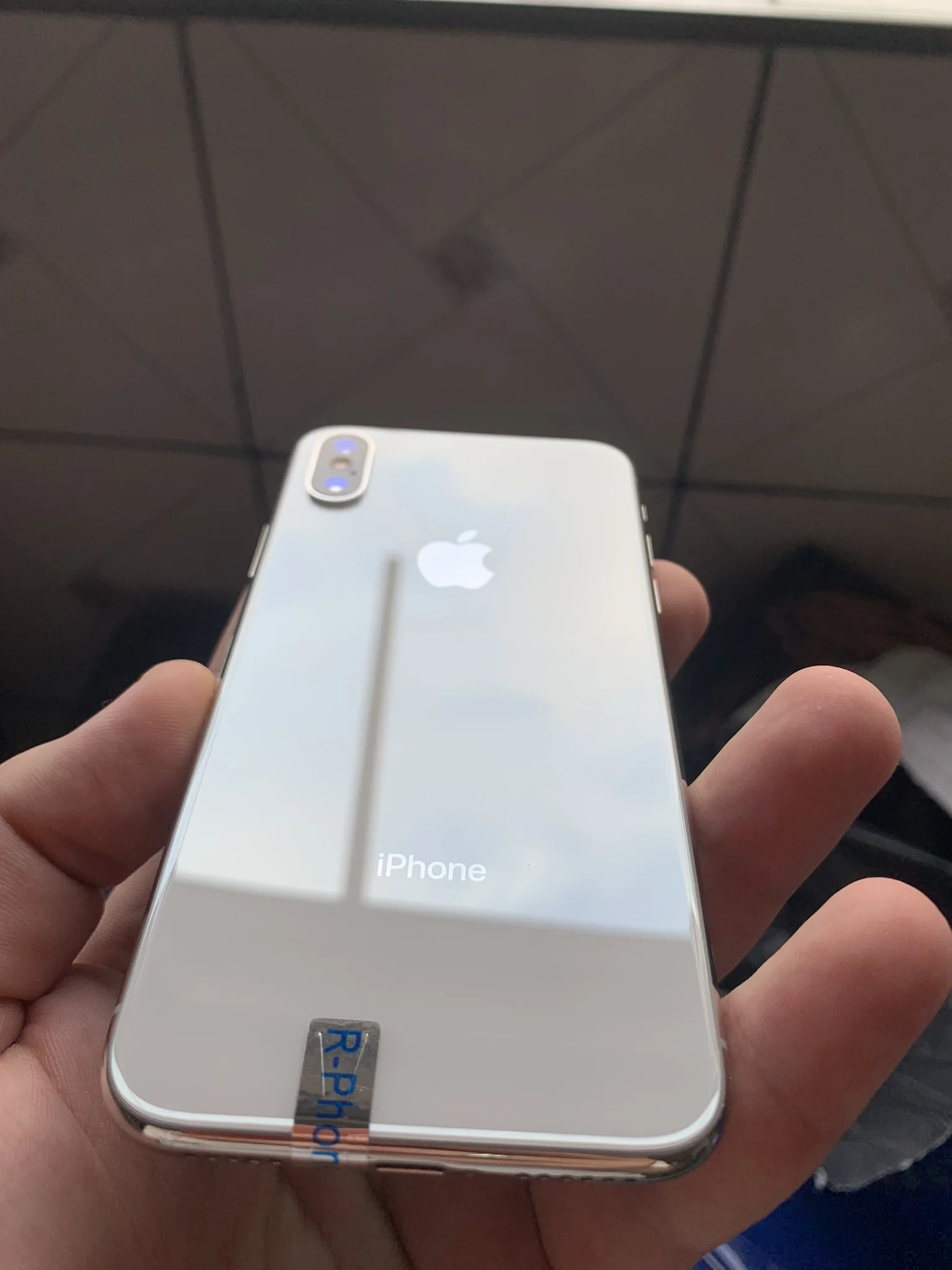Original Apple iPhone X 4G LTE Mobile Phone 3GB RAM 64/256GB ROM Hexa Core Face ID 12MP Wireless Unlocked Cellphone