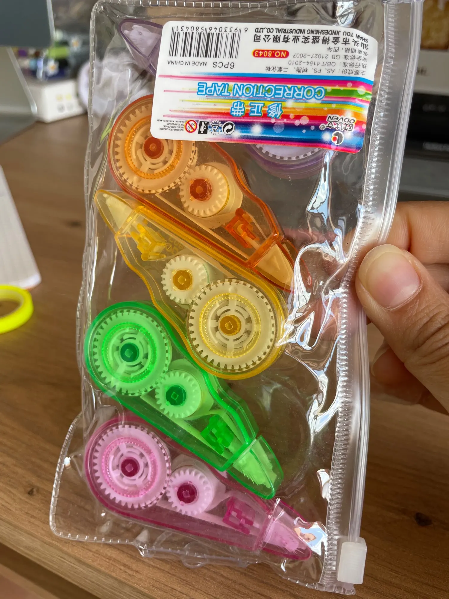 Juego de 6 cintas correctoras Kawaii, cinta correctora mecánica de diseño bonito, perfecta para decorar diarios y útiles escolares photo review