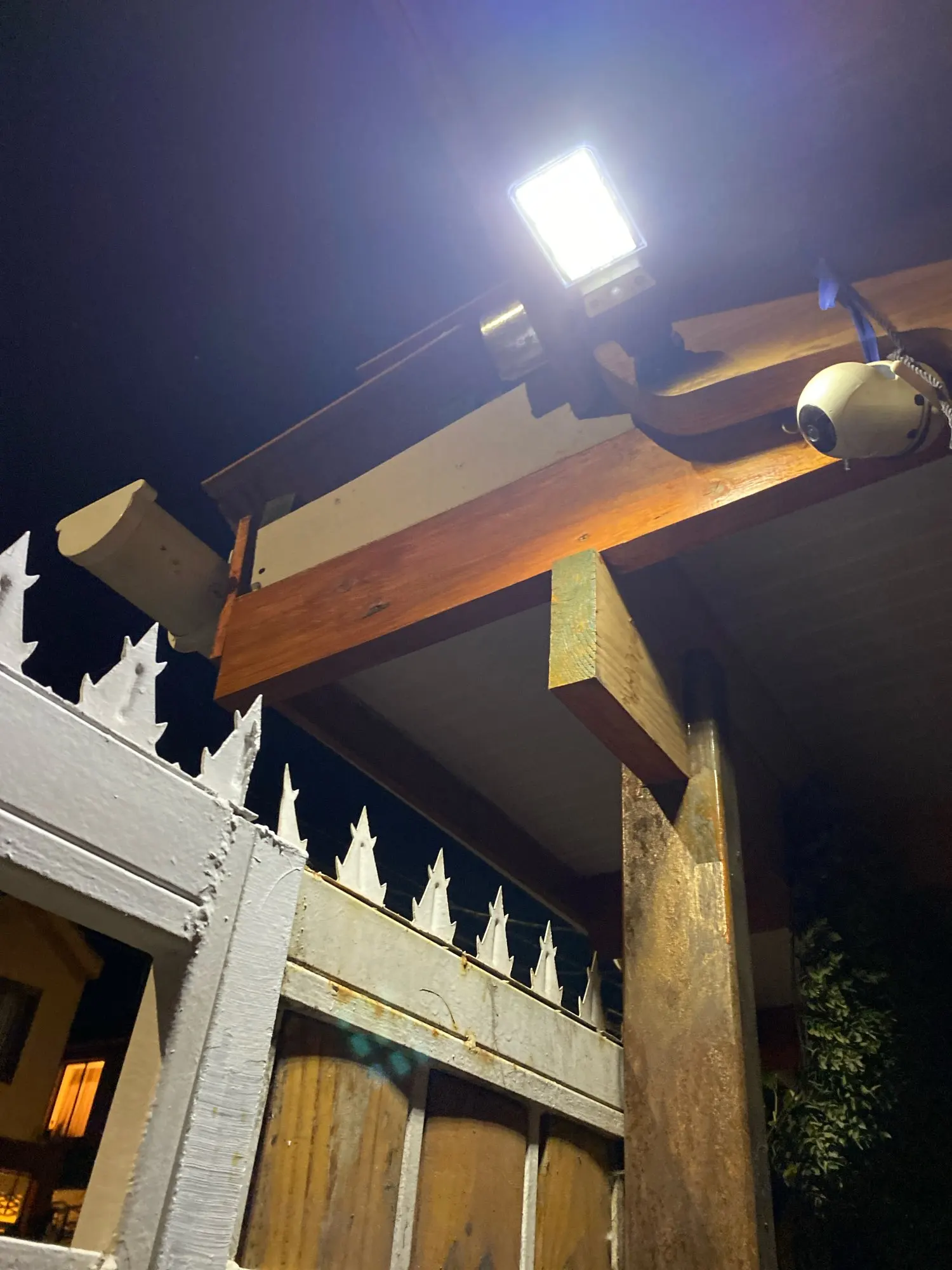 Wall Lamp, Solar Lamp, Lighting Mode, Motion Sensor Lamp Outdoor 9-grid Cob Solar Wall Lamp Garden Wall Courtyard Path Lighting photo review