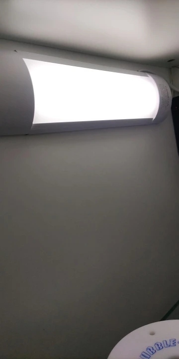 Moisture-Proof LED Tube Light: 20W, 10W, 6W Kitchen Fixture for Cabinet Lighting photo review