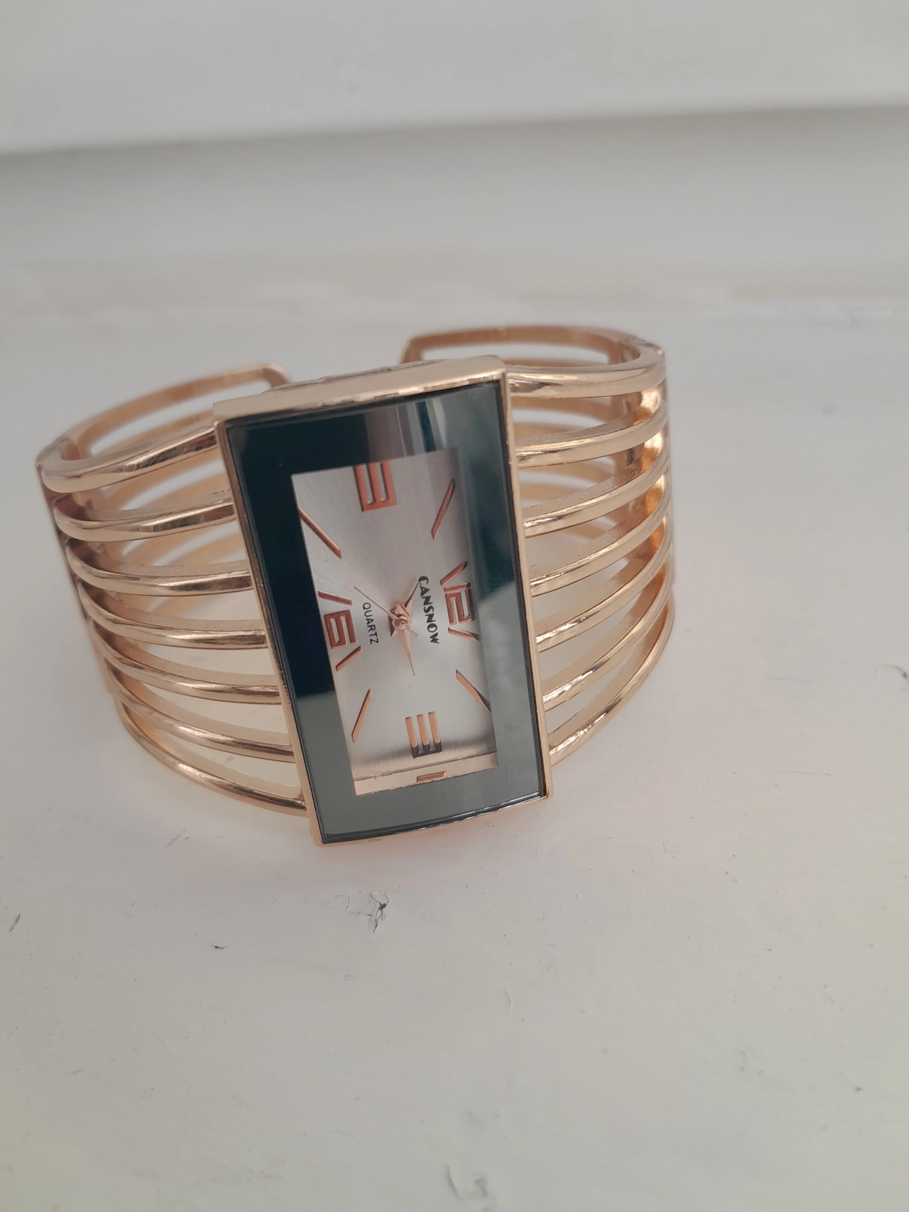 Women Bangle Bracelet Watch Luxury Fashion