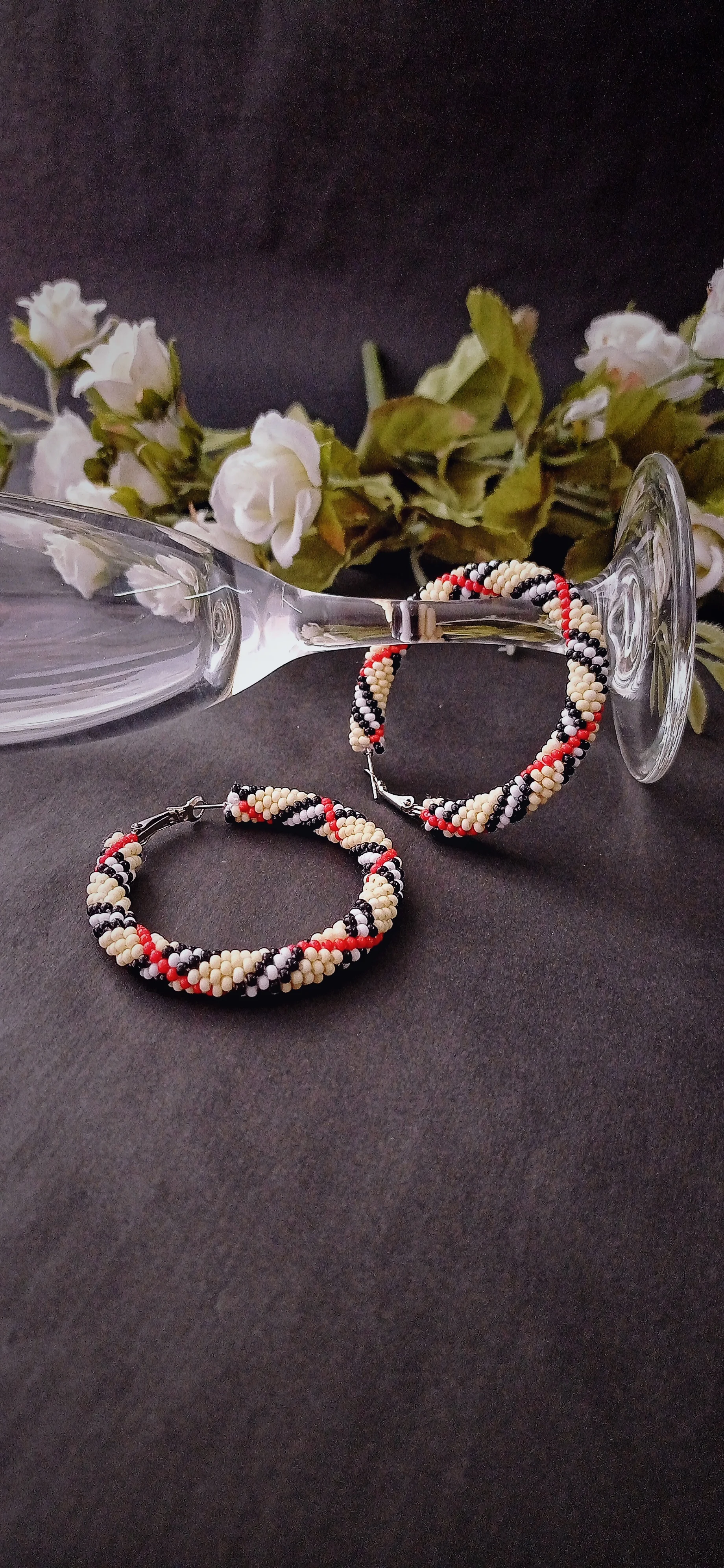 Рисунок 3 - Серьги Burberry