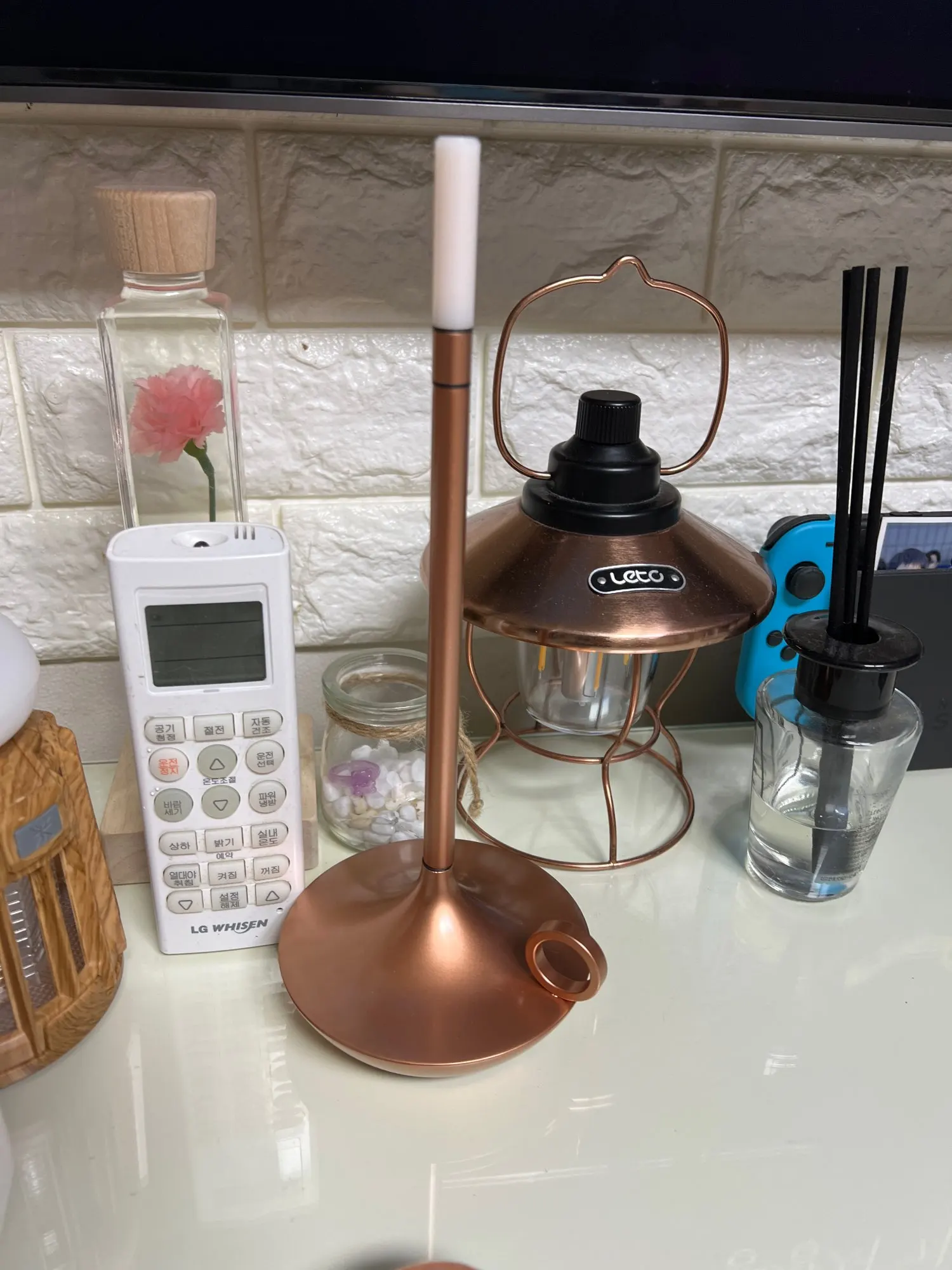 LED USB Rechargeable Table Lamp, Touch Switch, Perfect for Bedside Decoration, Bar Atmosphere, and Residential Elegance photo review