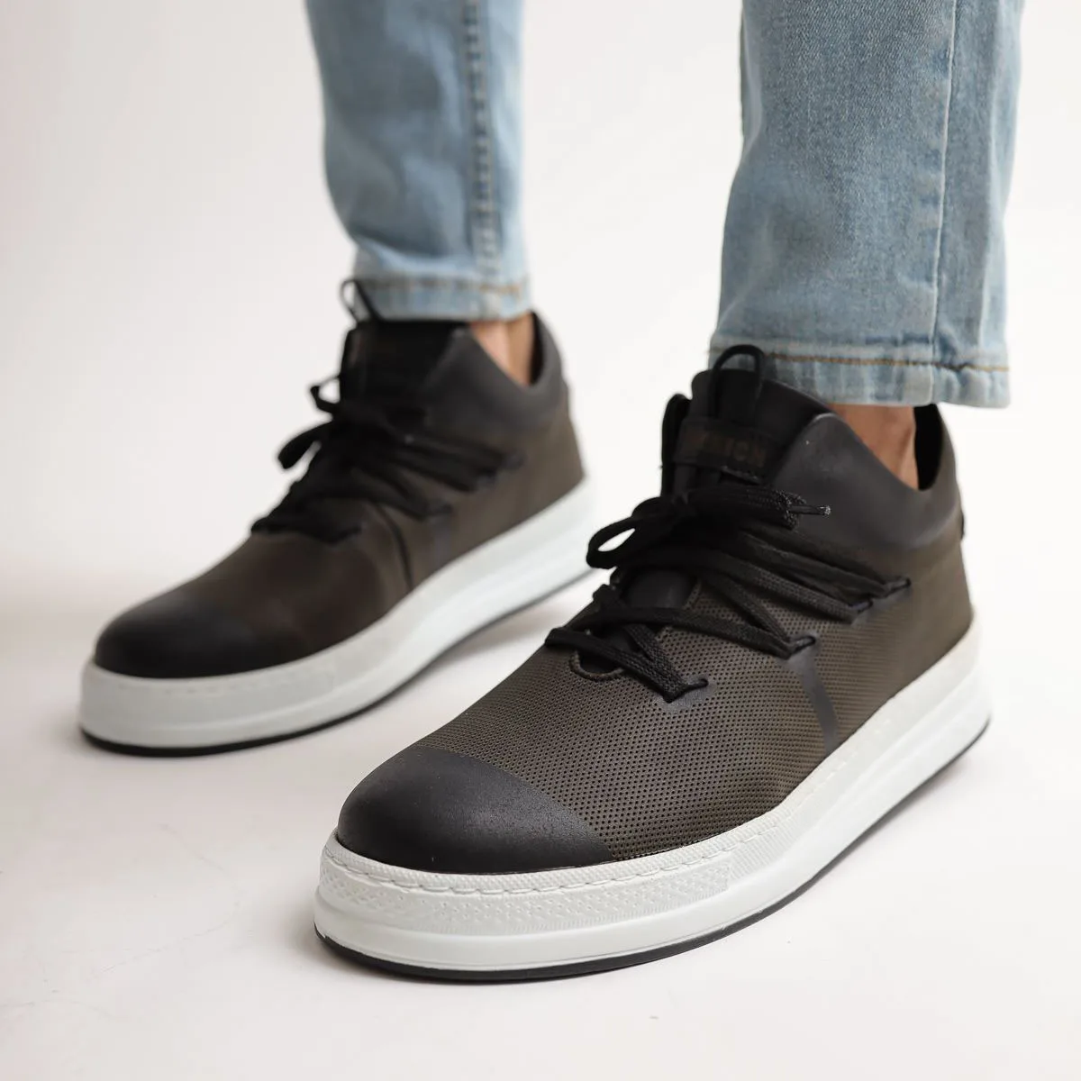 

Chekich Men's Sneakers Black Color Leather Summer Spring Season High Quality Stitched White Sole Casual Shoes CH219 BT