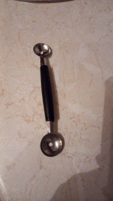 Stainless Steel Dual-Head Melon Baller: Perfect for Crafting Fruit and Ice Cream Delights - PY0039 photo review