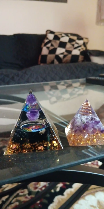Natural Amethyst Orgonite Energy Pyramid: A Healing Crystal photo review