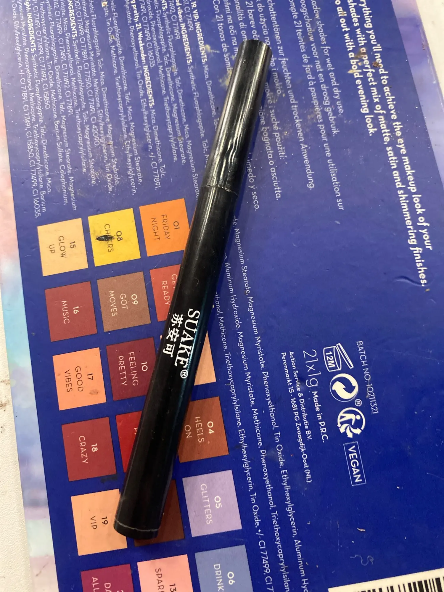 Starry Eyeliner Pen, Waterproof & Smudge-Proof, Quick-Dry, Long-Lasting, Matte Finish, Multi-Look Eye Makeup, Safe for All Skin Types photo review