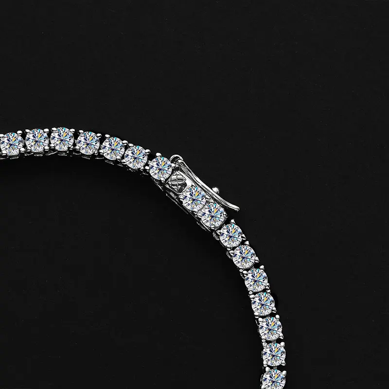 elegant moissanite necklace
