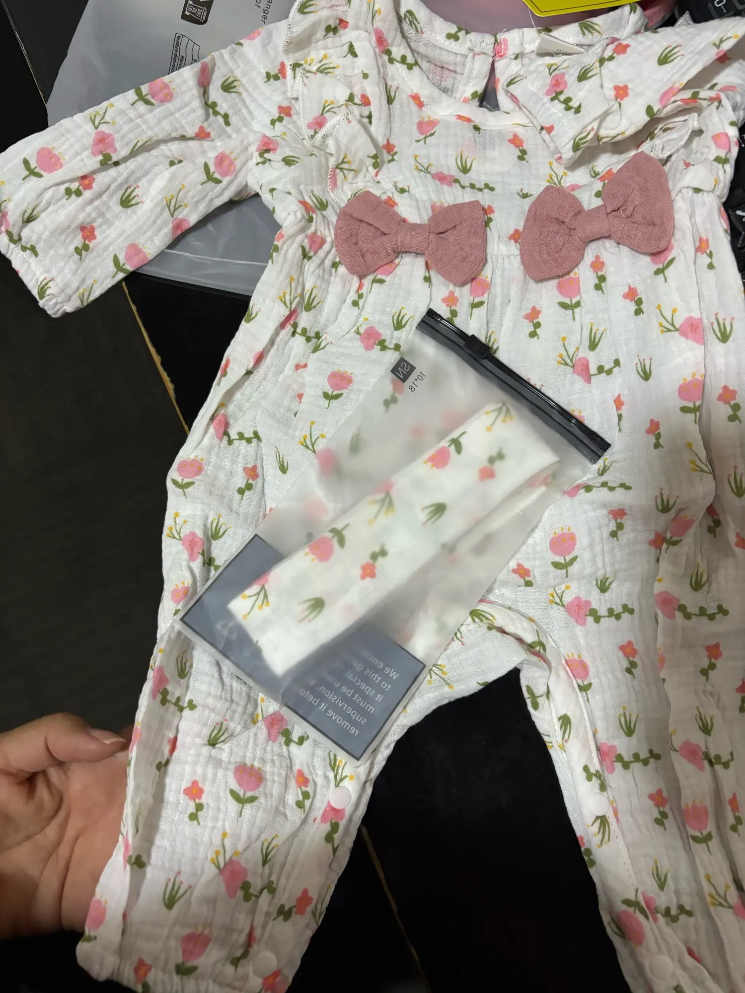 Baby Floral Bow Long-Sleeve Jumpsuit & Headband Set, 0–6M photo review