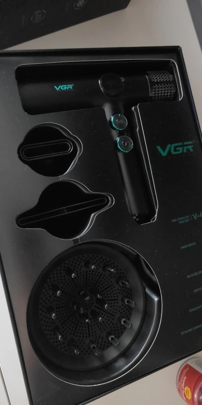 VGR Hair Dryers Professional Air Blower Negative Ion Hair Dryer 110000 RPM Hair Dryer Machine BLDC Motor Barber Salon V-401 photo review