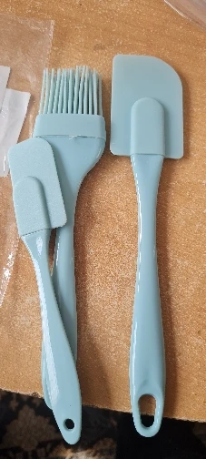3Pcs Cream Scraper DIY Bread Cake Butter Spatula Mixer Oil Brushs Kitchen Baking Tools Silicone Spatula Non-stick Kitchen photo review