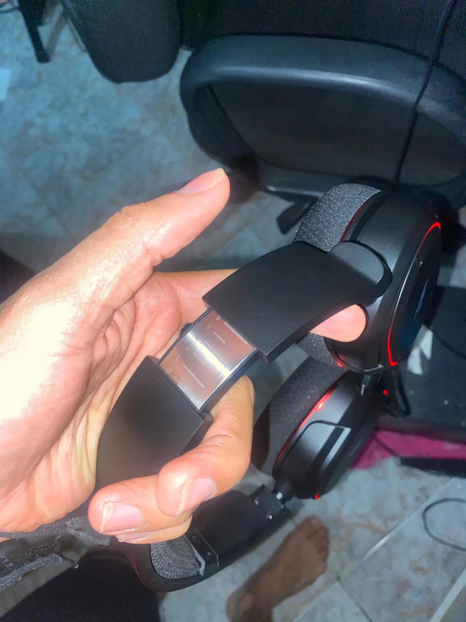 Picun G2 2.4GHz Wireless Gaming Headset with Bluetooth 5.3, 7.1 Surround Sound & Retractable ENC Mic – Compatible with PC, PS5, Switch & More