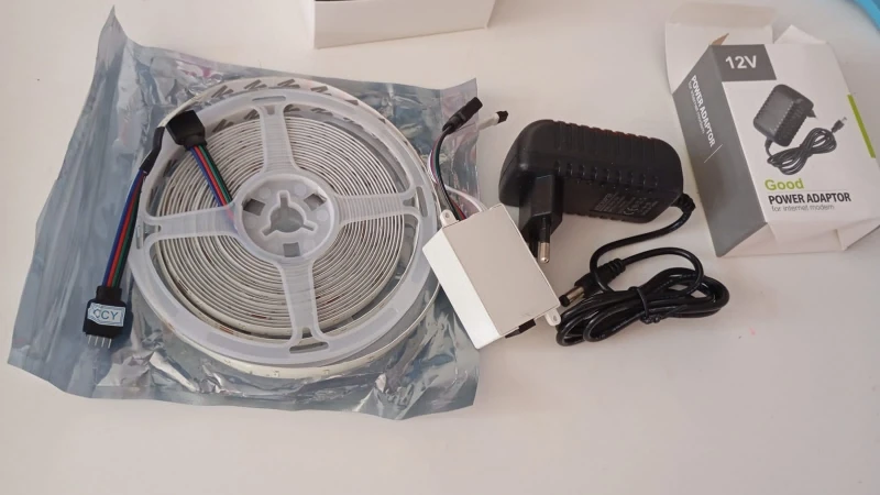 Fita Led 5m Ultra Rgb 3528 Prova D'agua + Controle Com Fonte photo review