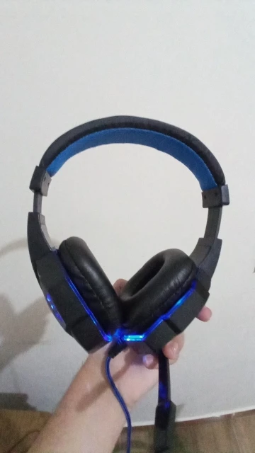 Led Headset Professional Wired Headphones photo review