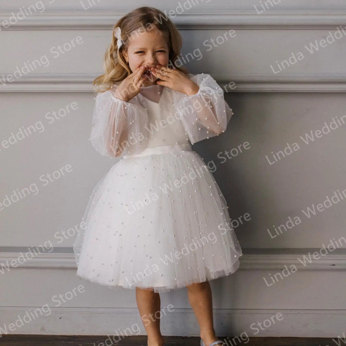 

Ivory Pearls Flower Girl Dresses For Wedding Beach Litter Kids Toddler Long Sleeve Pageant Gowns First Communion Dress