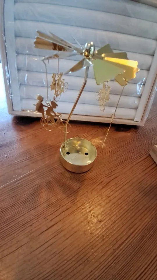 Metal Hot Rotating Candle Holder photo review