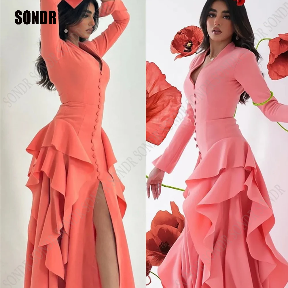 

SONDR Pink Button V Neck Tiered Saudi Arabic Evening Dresses Pleats Satin Long Sleeves Dubai Formal Dress Women Prom Party Gowns