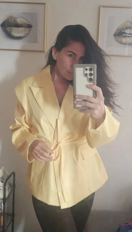 Professional Women's Blazer - Versatile Office Jacket for Work photo review