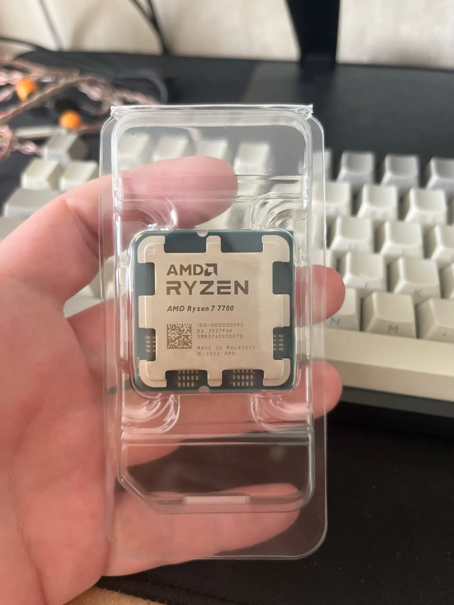 AMD Ryzen 7 7700 R7 7700 3.8 GHz 8-Core 16-Thread CPU 5NM L3=32M