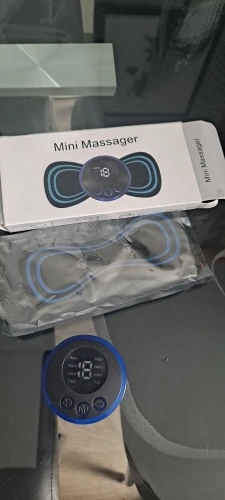 Tragbares EMS Nackenmassagegerät - Muskelstimulator für Nacken- und Rückenschmerzlinderung photo review