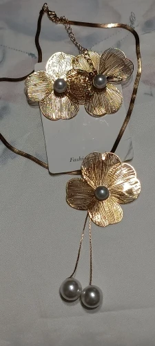 Pearl Pendant Flower Petal Jewelry Set - Snake Chain Choker & Earrings | Whaau photo review