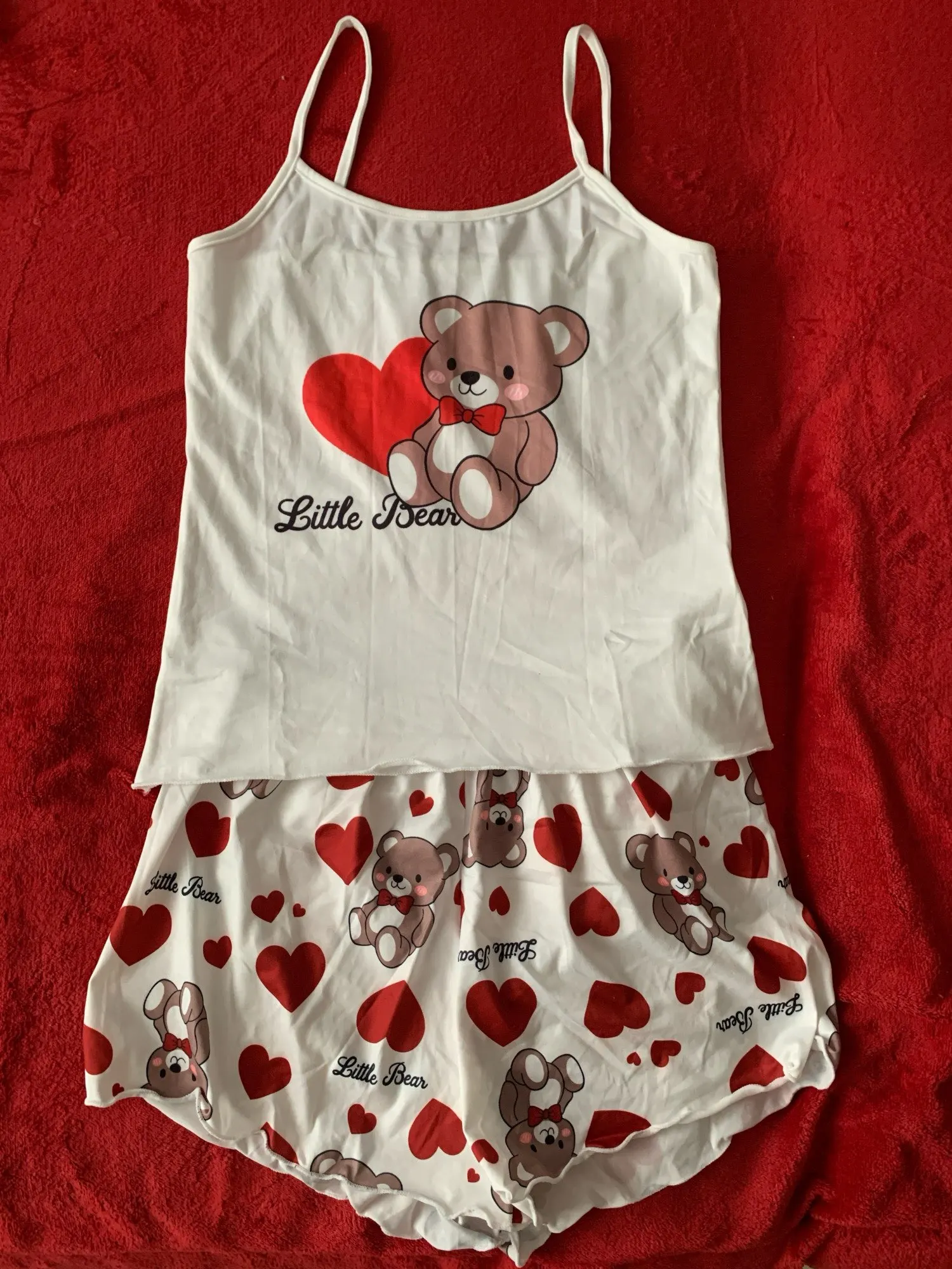 Charming Black Bear Print Pajama Set for Cozy Relaxation photo review