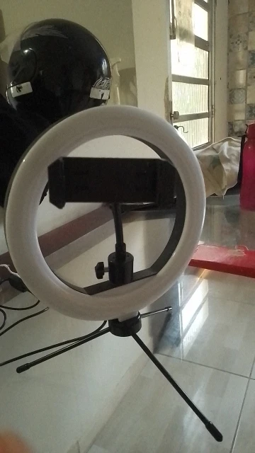 Luz Ring Light 8 Pol + Tripé De Mesa + Suporte Para Celular photo review