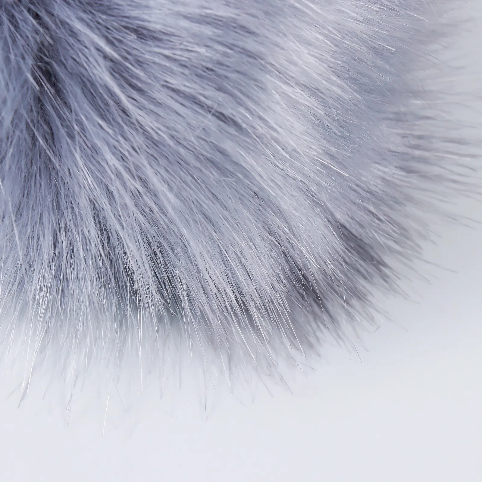 Рисунок 2 - Помпон искусственный мех песец