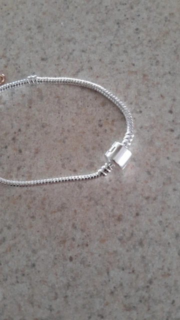 Joyería fina Original hecha a mano de lujo, pulsera de plata de ley 925 con dijes, pulseras suaves y lisas de hueso de serpiente para mujer photo review