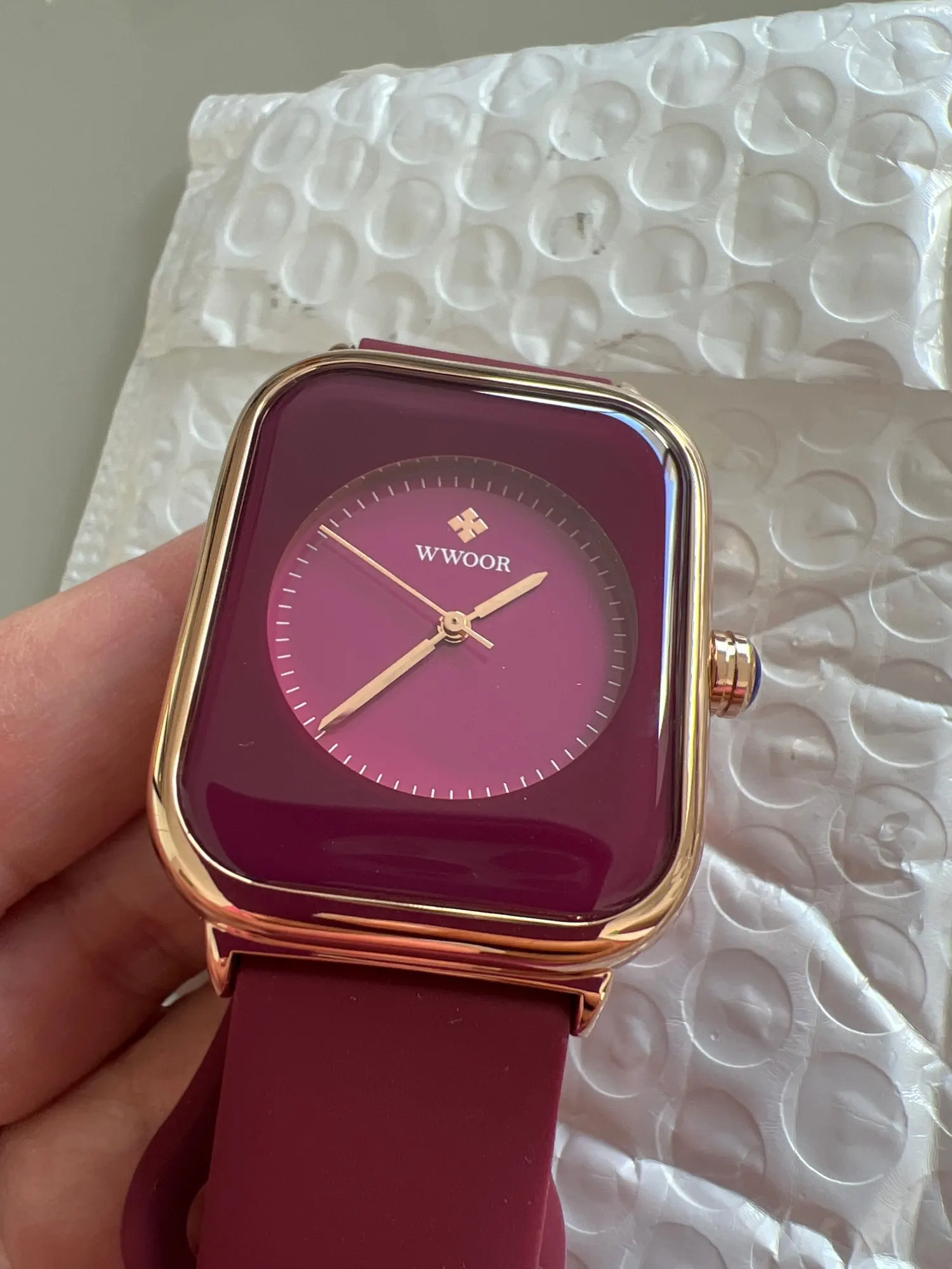 WWOOR Luxury Brand Watches For Women Fashion Square Purple Ladies Quartz Wristwatch Waterproof Silicone Band Relogio Feminino photo review