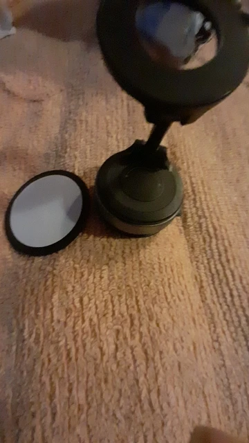 Magnetic Car Phone Holder 360° Rotation Folding With Vacuum Suction Cup For iPhone 12-16 Series Car/Gym/Driving Phone Holder photo review