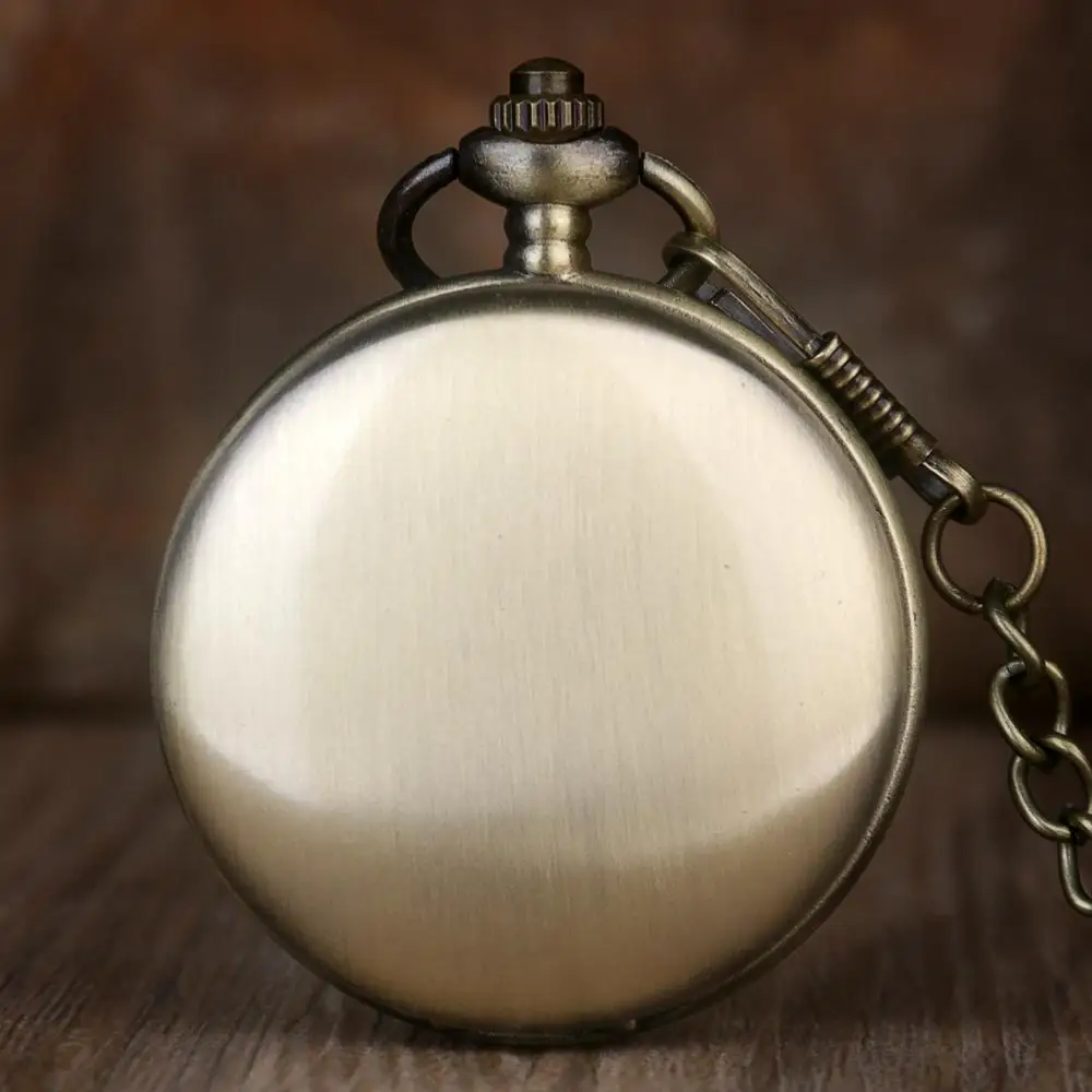 

Bronze Vintage Roman Numerals Display Quartz Pocket Watch Men Ladies Necklace Luxury Pendant Clock Gift