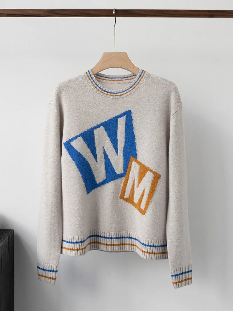 

2023 Autumn Collection Casual Style Cashmere Printed Knitted Sweater