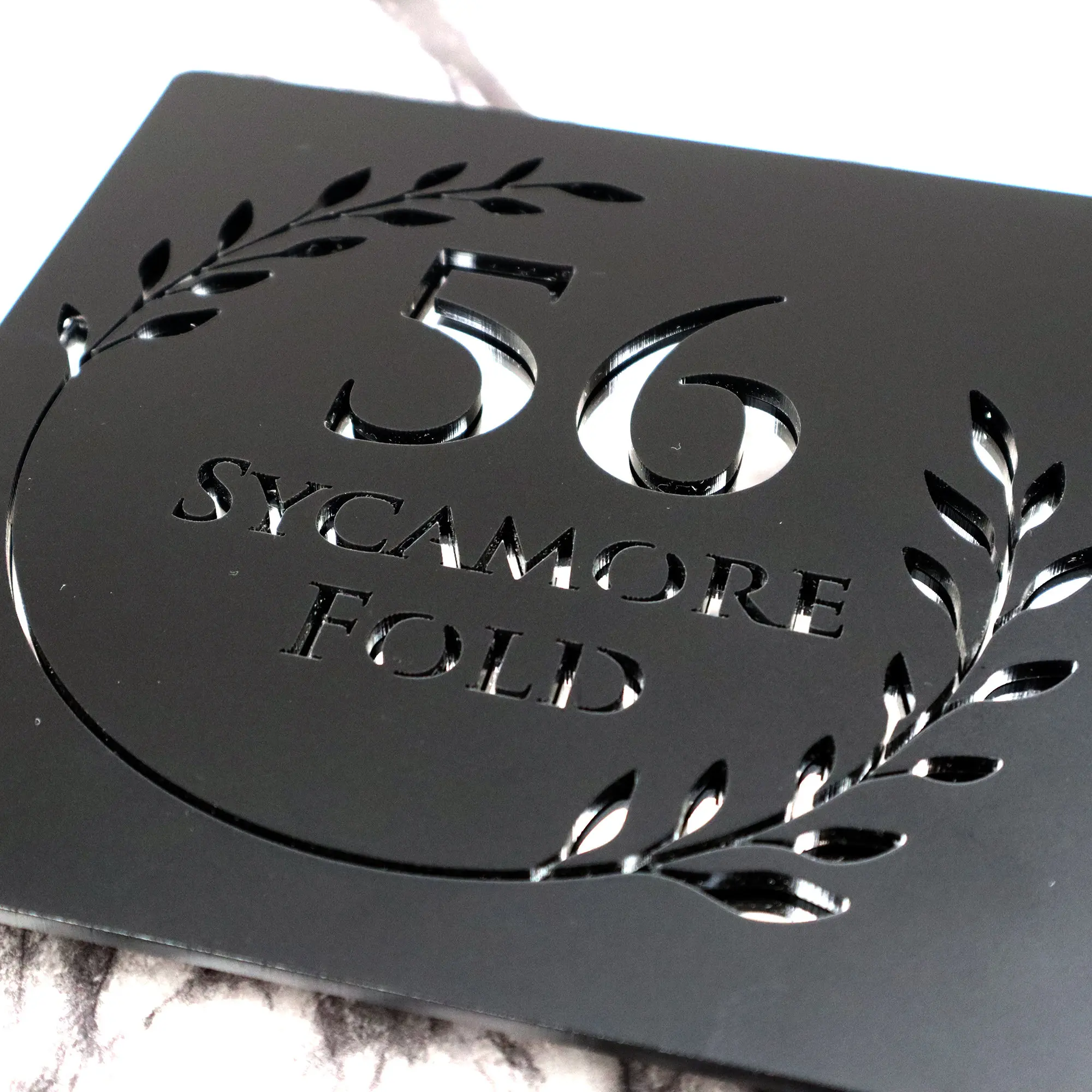 

Laser Cut Matt Modern Acrylic House Sign Contemporary Custom Door Sign Number Address Sign Wreath House Plaque 180mmx180mm