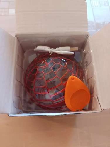  Flying Ball Children's Hand Controlled Color LED Cosmic Globe 360 °Rotating Suspension Ball Suitable for Indoor and Outdoor Toy