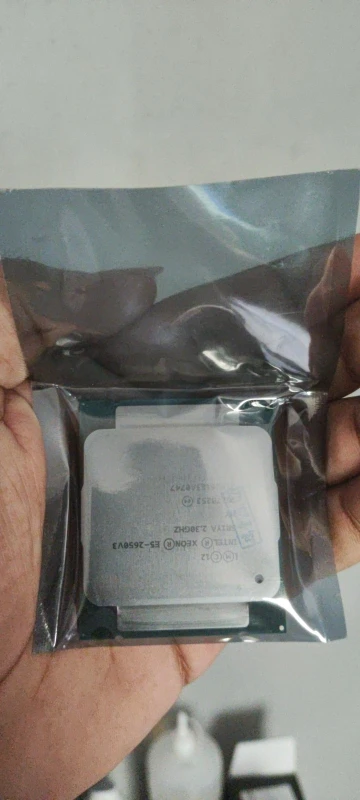 Intel Xeon E5 2650 V3 10-Core 2.3GHz LGA 2011-3 CPU photo review